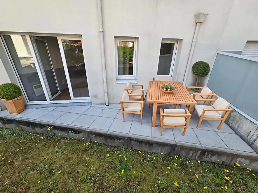 Studio 28m² + terrasse ! Nantes - Madeleine/Champ de Mars