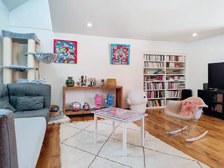 RAMBOUILLET HYPER CENTRE-VILLE – MAISON DE VILLE AVEC TERRASSE – STUDIO LOUÉ