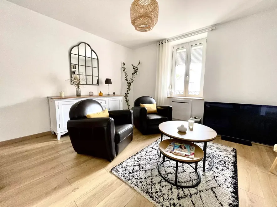 Appartement 79m2, grande pièce de vie, 2 chambres, lumineux