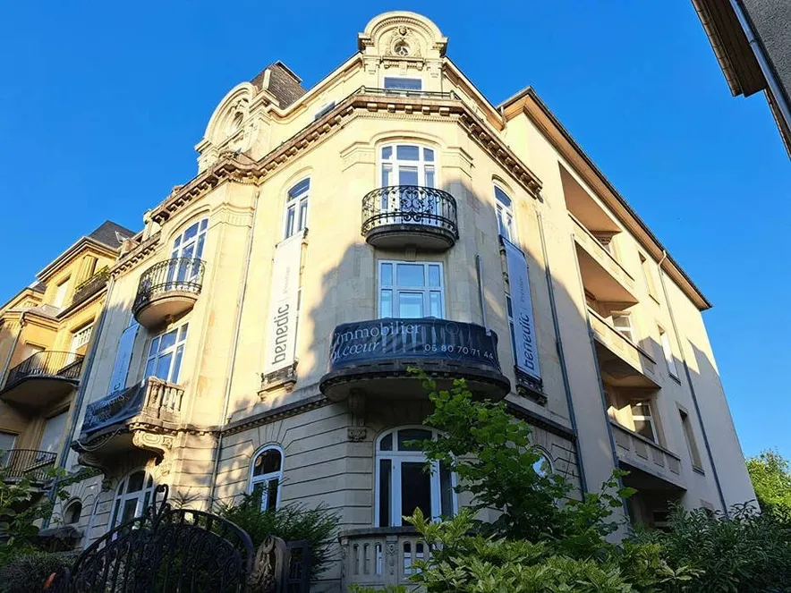 VACQUINIÈRE - Appartement 7 pièces 212 m2