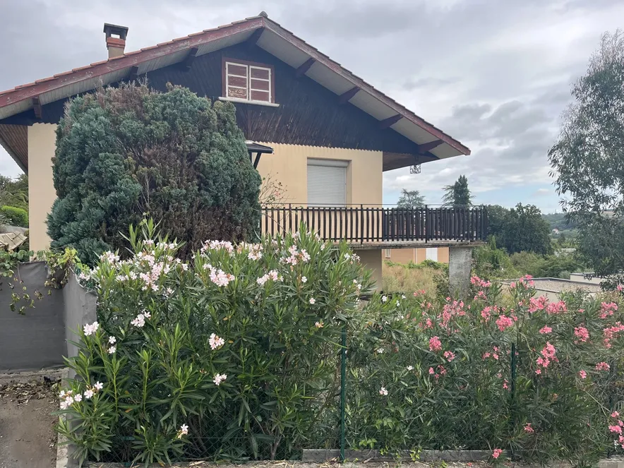 Maison avec vue panoramique à Albigny-sur-Saône